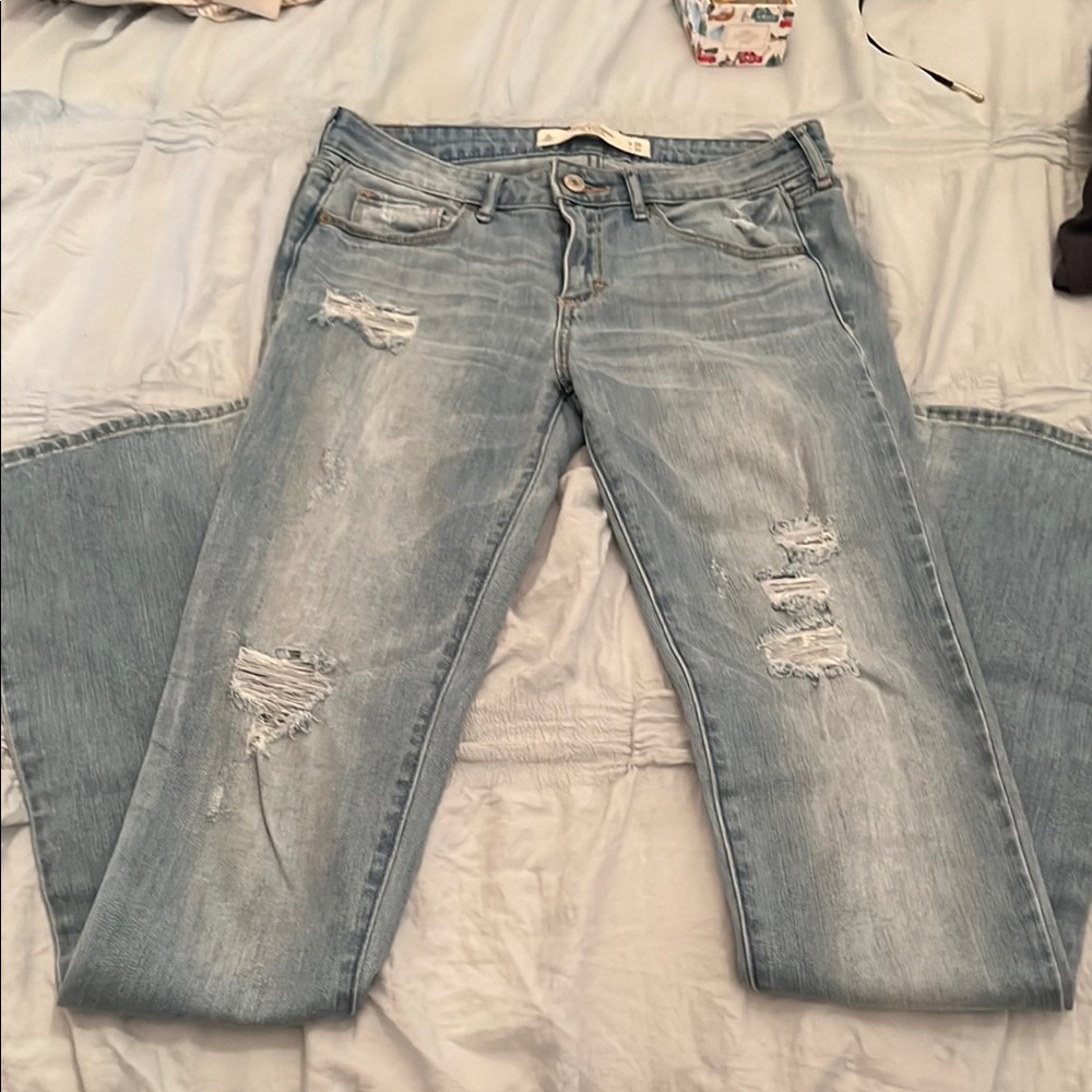 Light Blue Distressed Women's Jeans